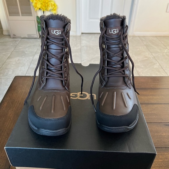 UGG Felton boots - Picture 2 of 6